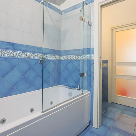 Apartment Amami Al Crescent