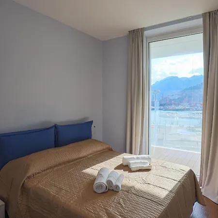 Amami Al Crescent Apartment