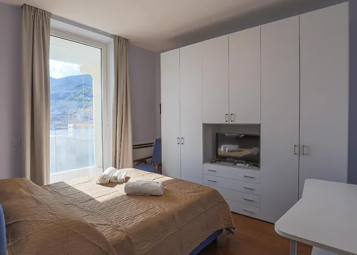 Amami Al Crescent 살레르노